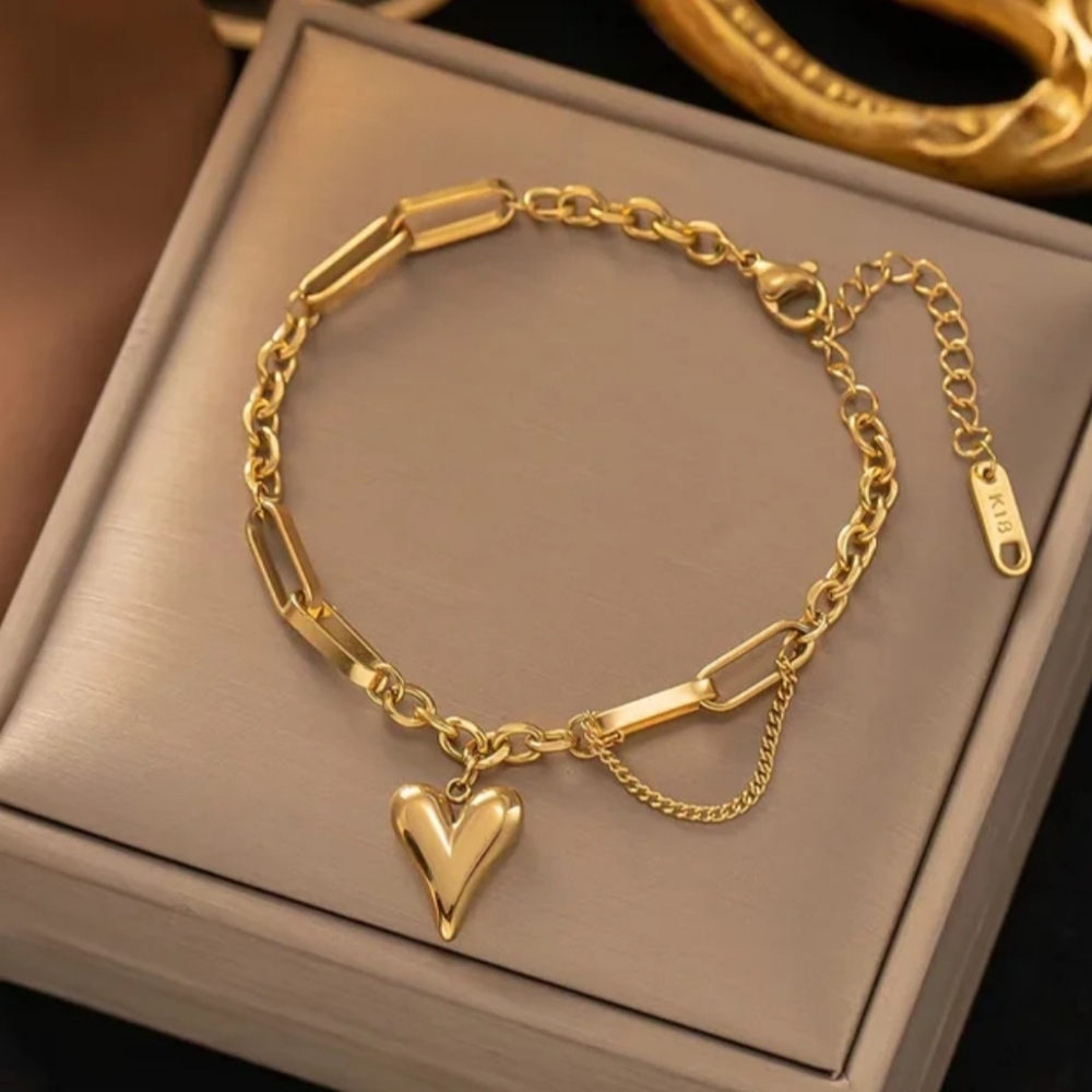Pulsera de acero inoxidable cubano con números romanos en forma de mariposa cuad